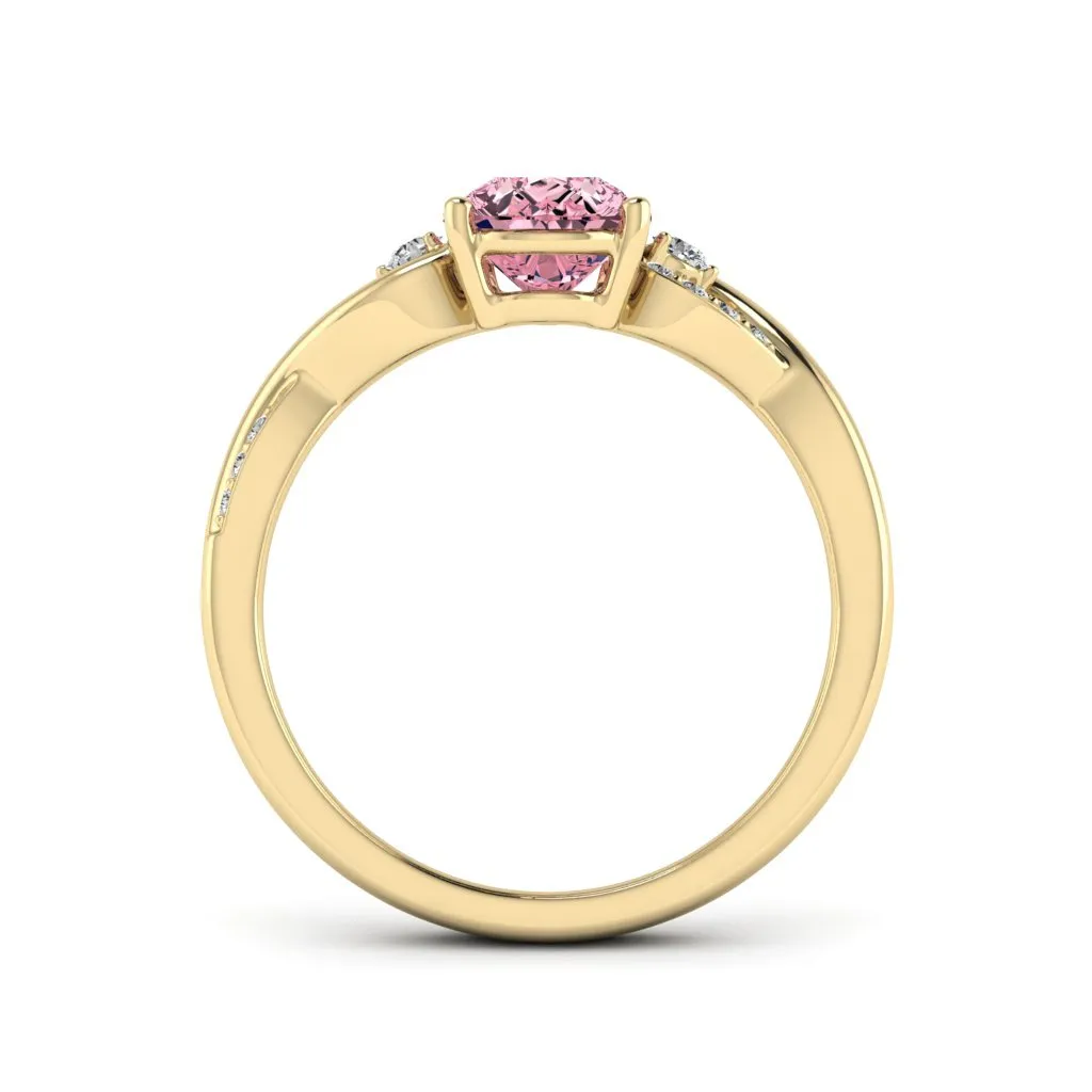 1.63 d.e.w cts Heidi Moissanite Ring