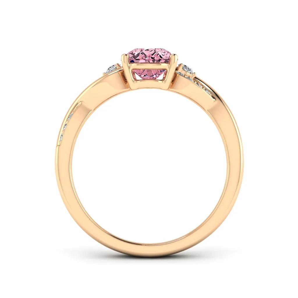1.63 d.e.w cts Heidi Moissanite Ring