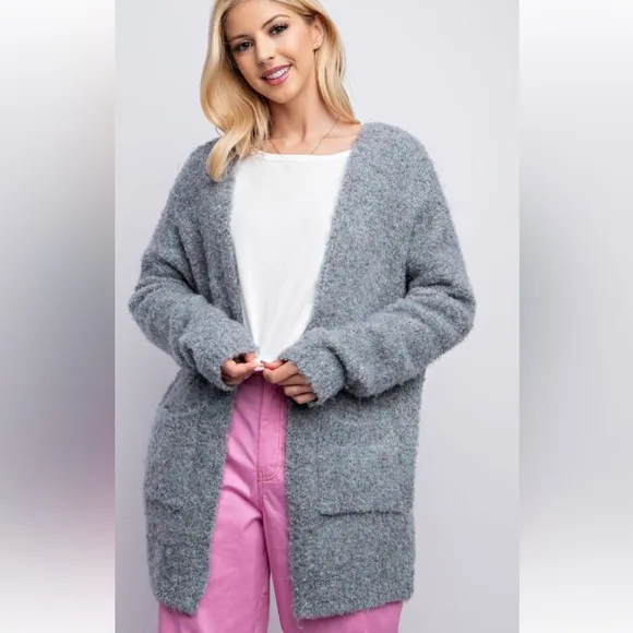 $18 #150 ❤️EASEL  TWO TONE CARDIGAN