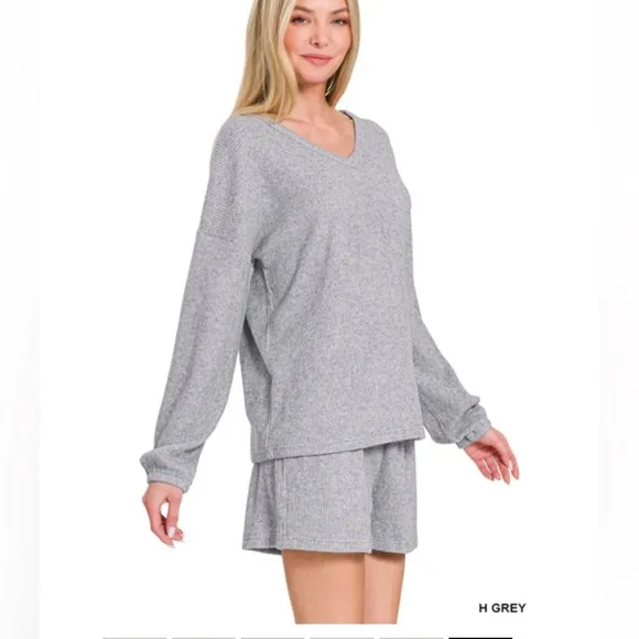 $25 121 ❤️Zenana BRUSHED RIBBED HACCI V-NECK LONG SLEEVE TEE&amp; SHORTS SET