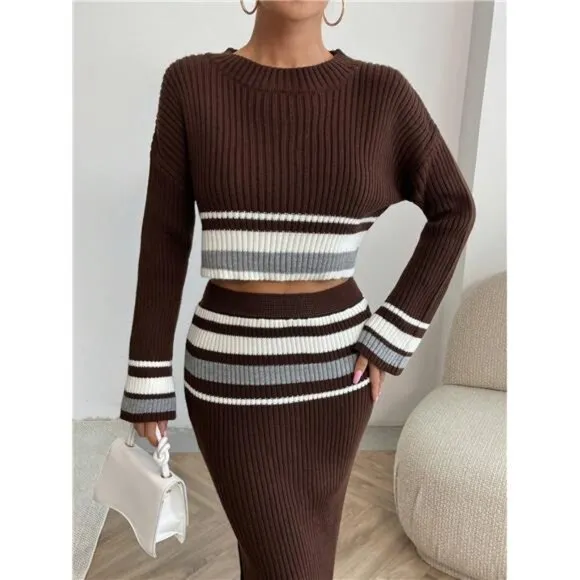2pcs/Set Colorblock Striped Knitted Casual Outfit
