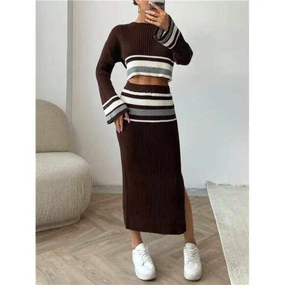 2pcs/Set Colorblock Striped Knitted Casual Outfit