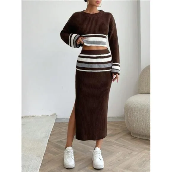 2pcs/Set Colorblock Striped Knitted Casual Outfit