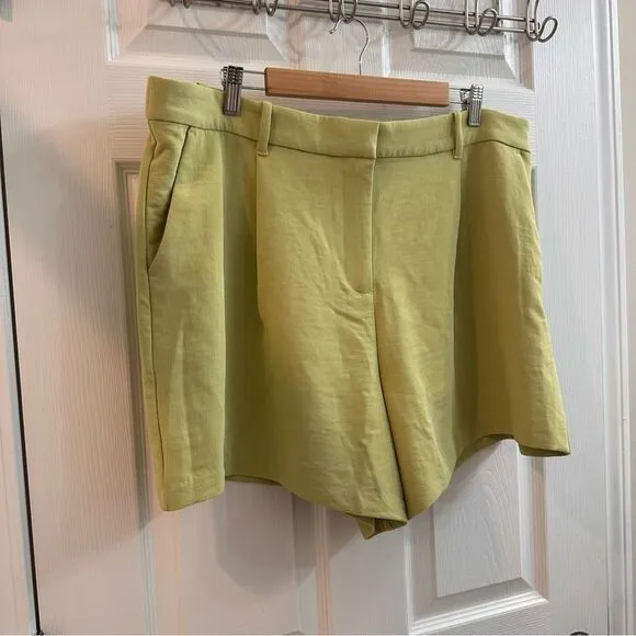 Abercrombie &amp; Fitch High Rise Premium Crepe Tailored Dress Shorts Sz XL NEW