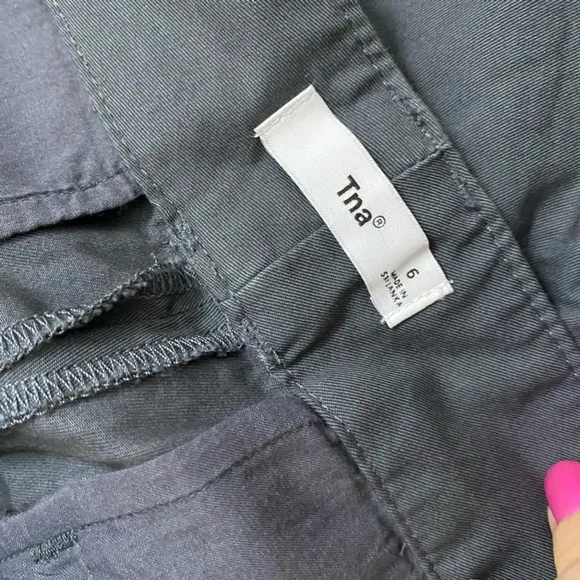 Aritizia TNA - Casual walking shorts