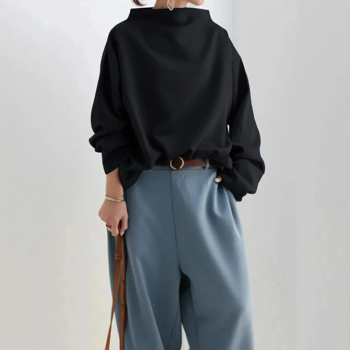 Aurora - Chic Loose Fit Sweatshirt