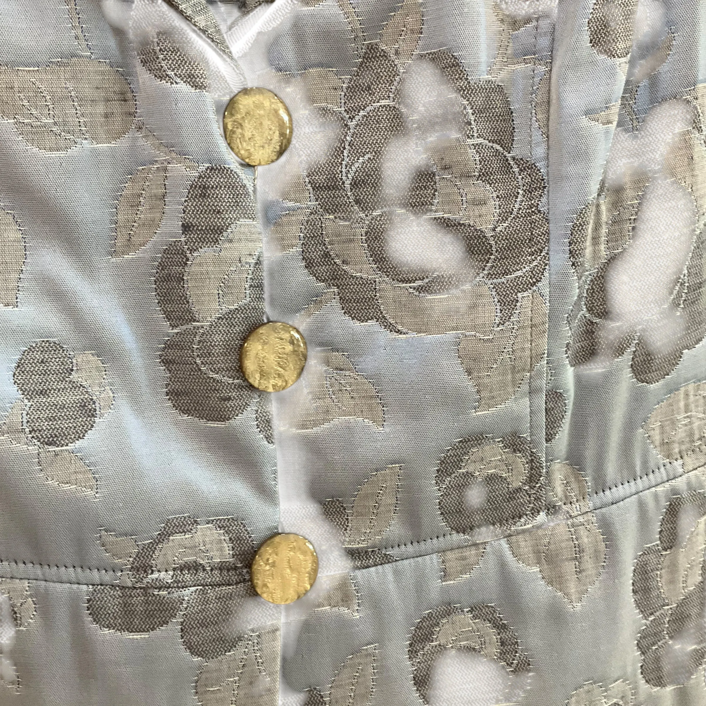 Authentic ARMANI COLLEZIONI Three Button , Lt Blue Floral Design  Blazer.Size12