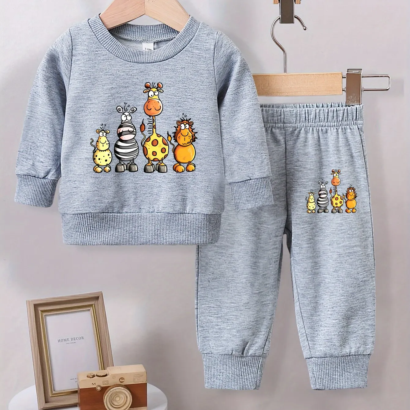 Baby Girl Printed Pure Polyester Round Neck Sweater   Pants Set, Autumn And Winter Thin Velvet Cute Two-Piece Outdoor Clothing, for Outdoor