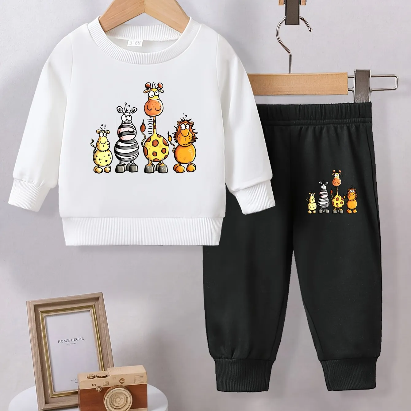 Baby Girl Printed Pure Polyester Round Neck Sweater   Pants Set, Autumn And Winter Thin Velvet Cute Two-Piece Outdoor Clothing, for Outdoor