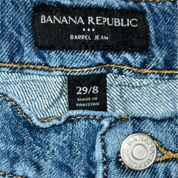 Banana Republic Barrel Jeans Size 29/8 Medium Wash Classic Fit