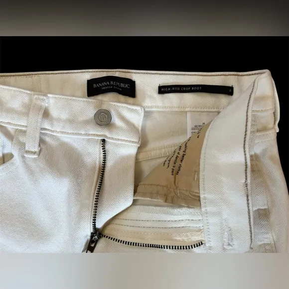 Banana Republic Ecru High-Rise Crop Boot Jeans Size 8