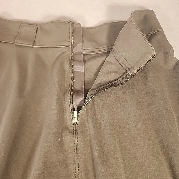 Banana Republic Heritage Midi Circle Skirt Olive Green Size 12 Pockets Belt Loop