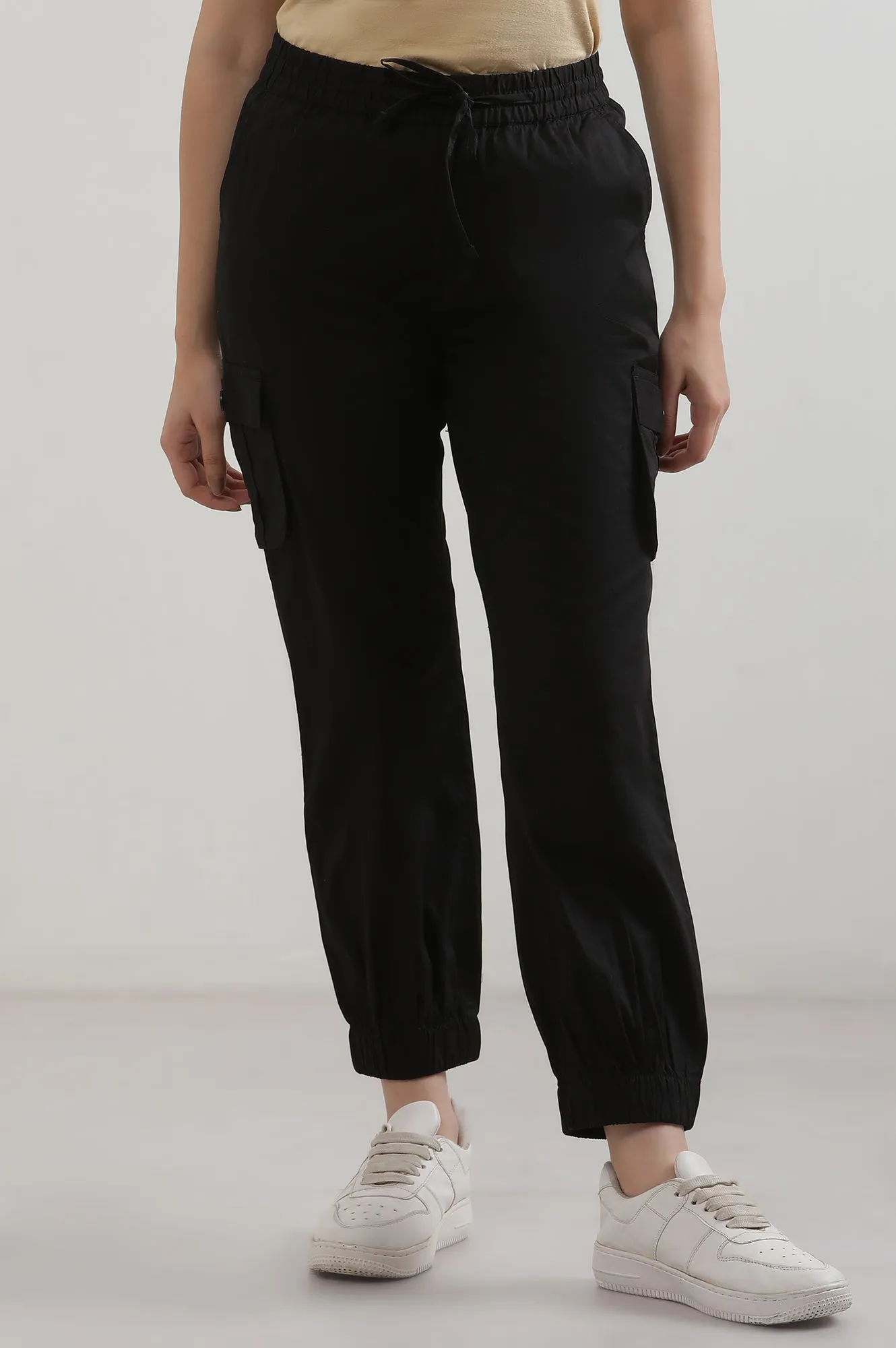 Black Solid Pure Cotton Cargo
