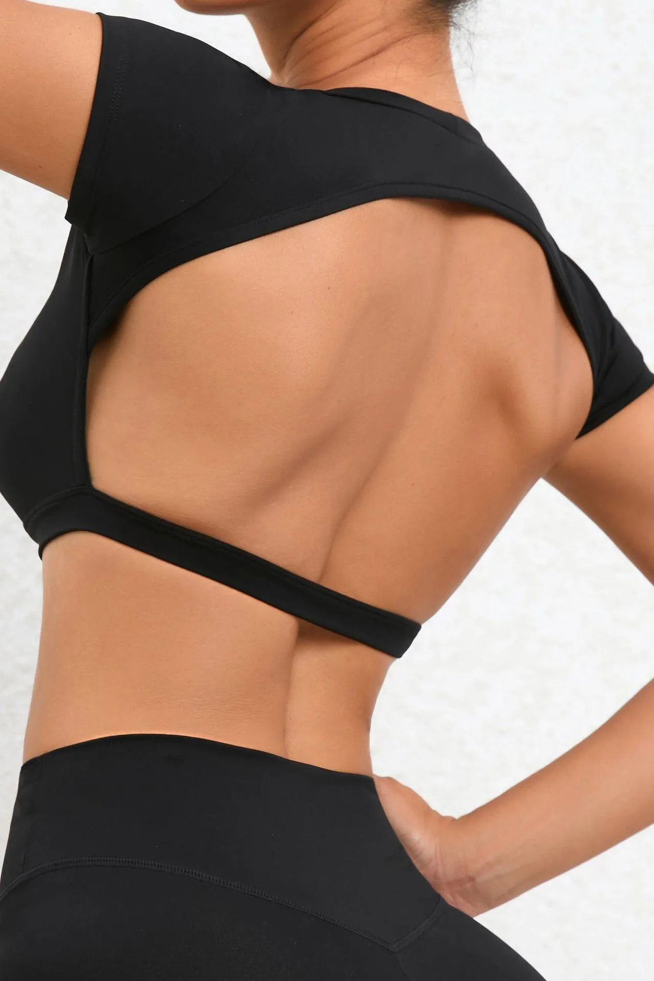 Braless Padded Nude Yoga Top for Comfort and Style