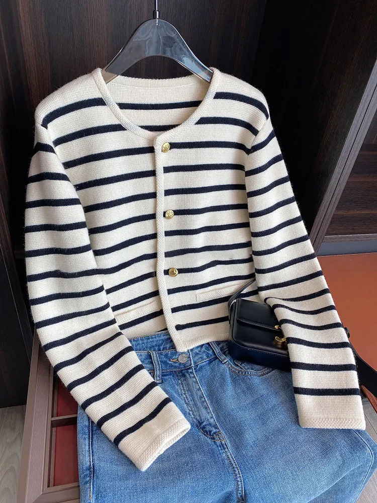 Casual O-neck Stripe Knitted Short Tops