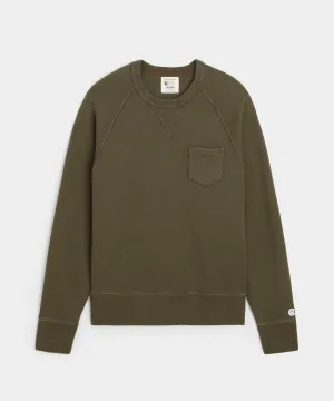 Champion Midweight Pocket Sweatshirt