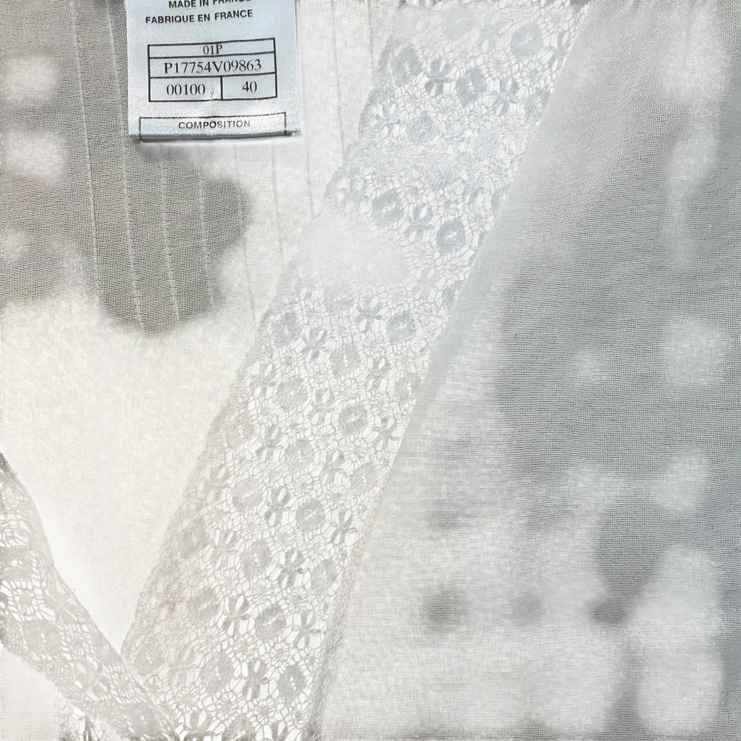 CHANEL Top Size 40