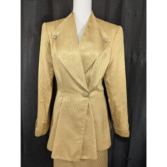CLARA CLARA! STRIKING GOLD W/METALLIC RHINESTONE BUTTONED SKIRT SUIT, SET! SZ 12