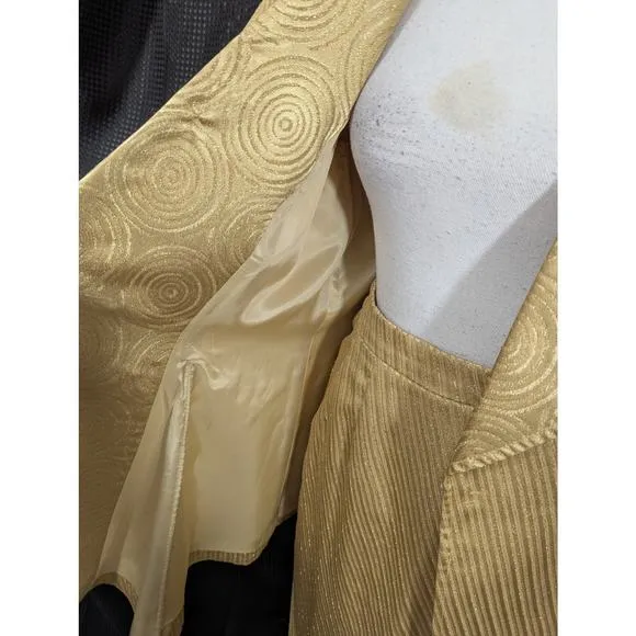 CLARA CLARA! STRIKING GOLD W/METALLIC RHINESTONE BUTTONED SKIRT SUIT, SET! SZ 12