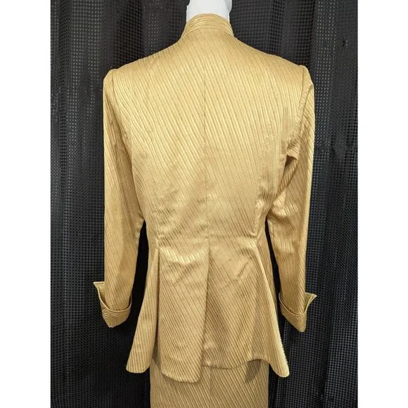 CLARA CLARA! STRIKING GOLD W/METALLIC RHINESTONE BUTTONED SKIRT SUIT, SET! SZ 12