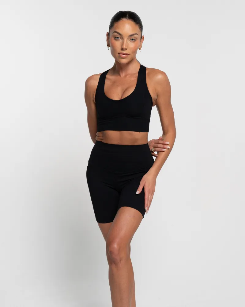 Classic Crop - Onyx