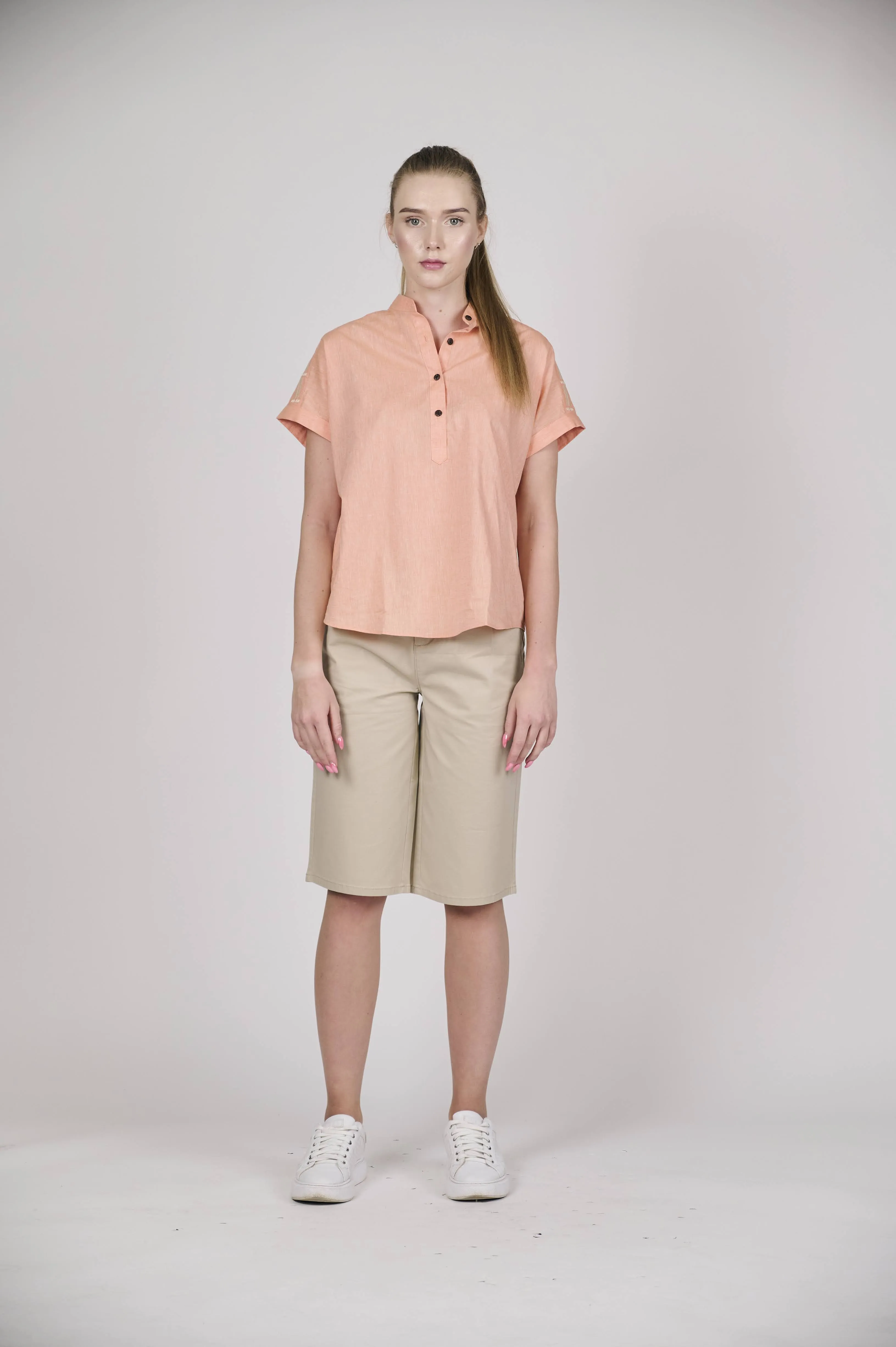 Classic Knee-Length  Beige Shorts