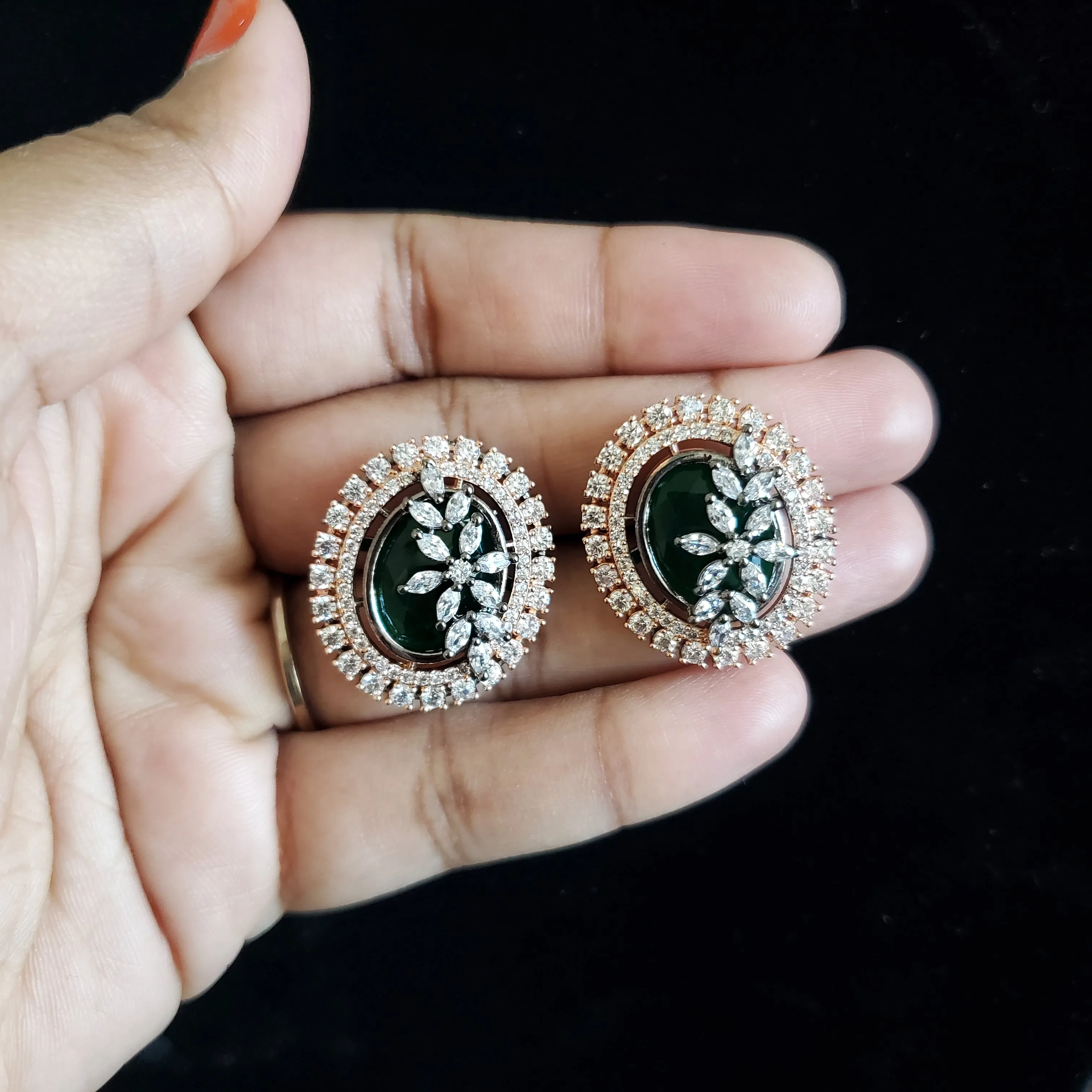 Cz Classic Tops With Black Rose Plating Green