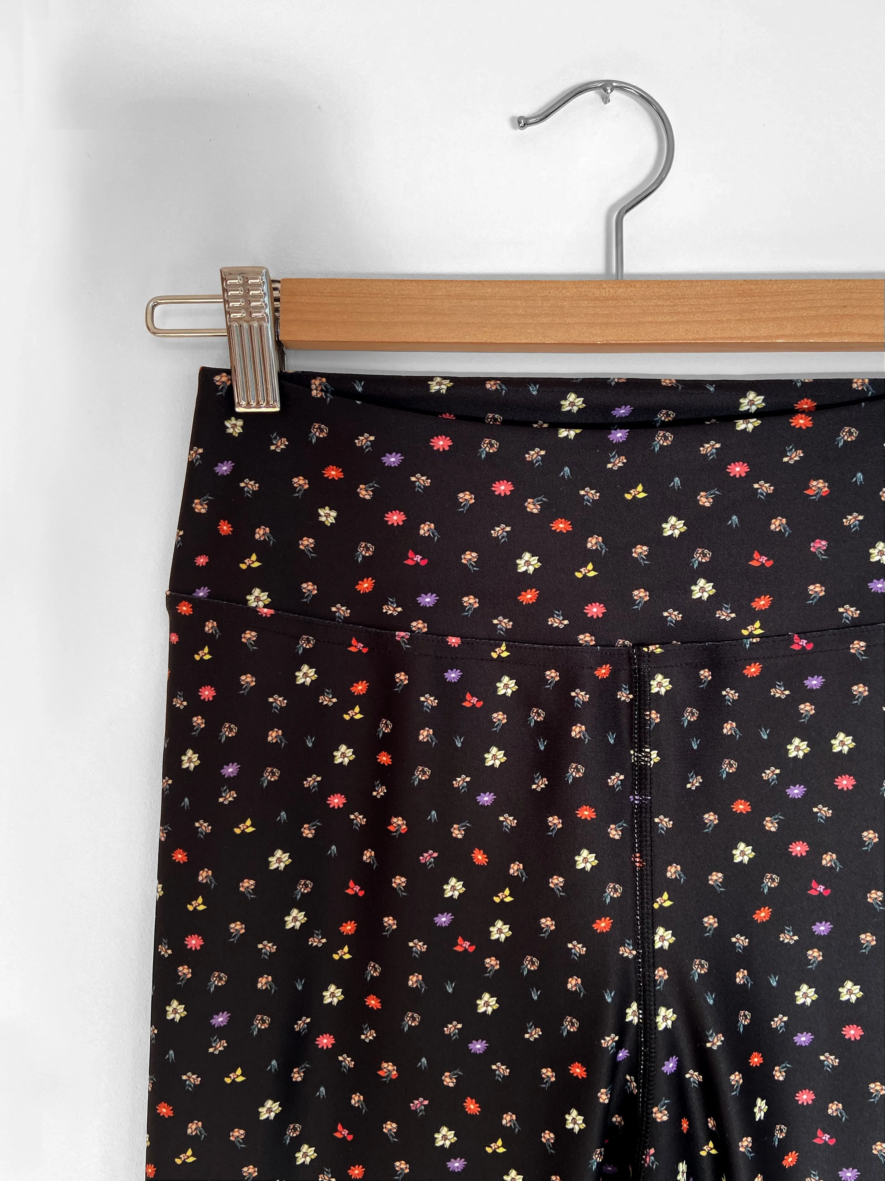 Ditsy Floral Print Plus Size Leggings