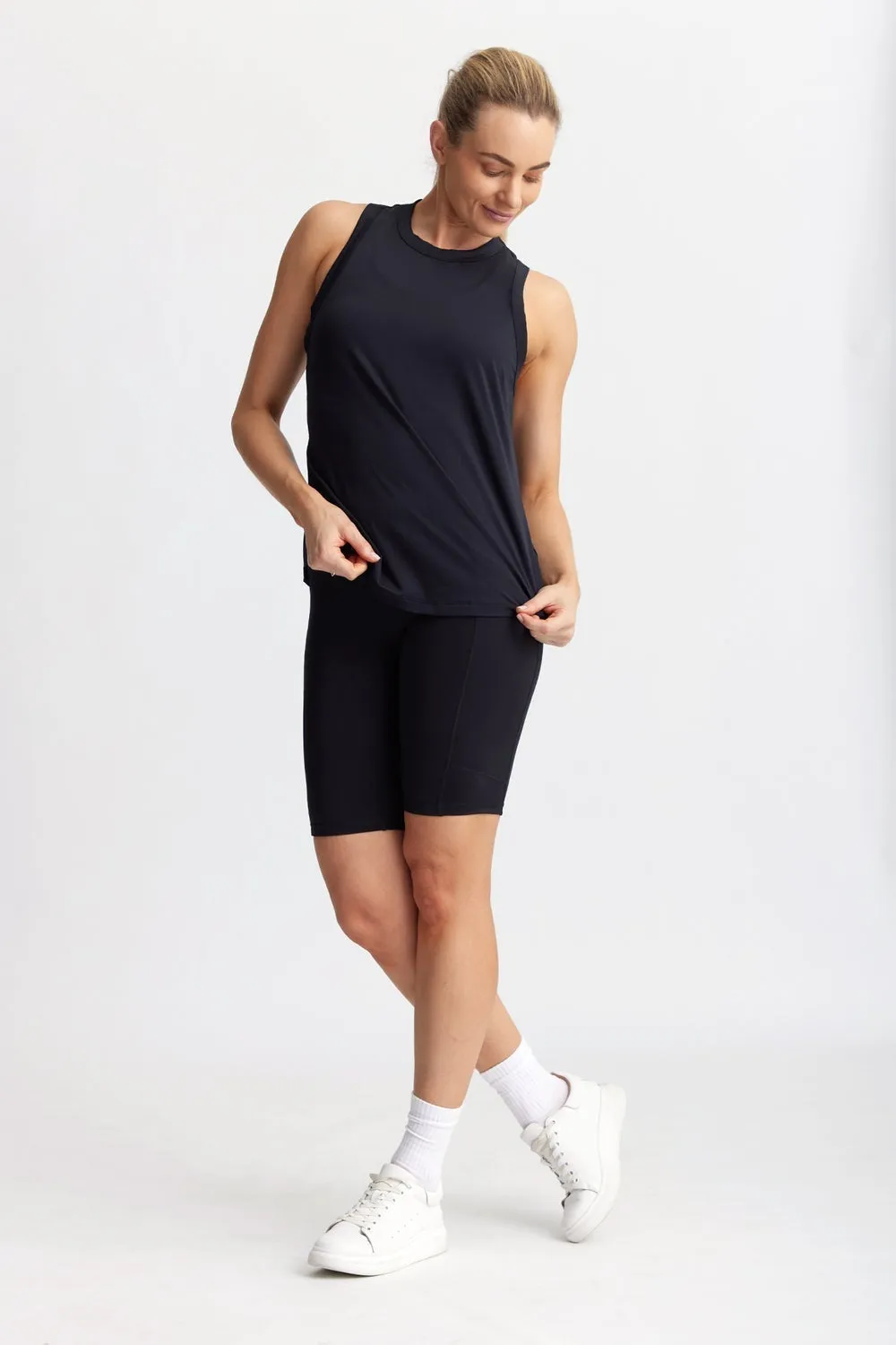 Dynamic Tank - Black