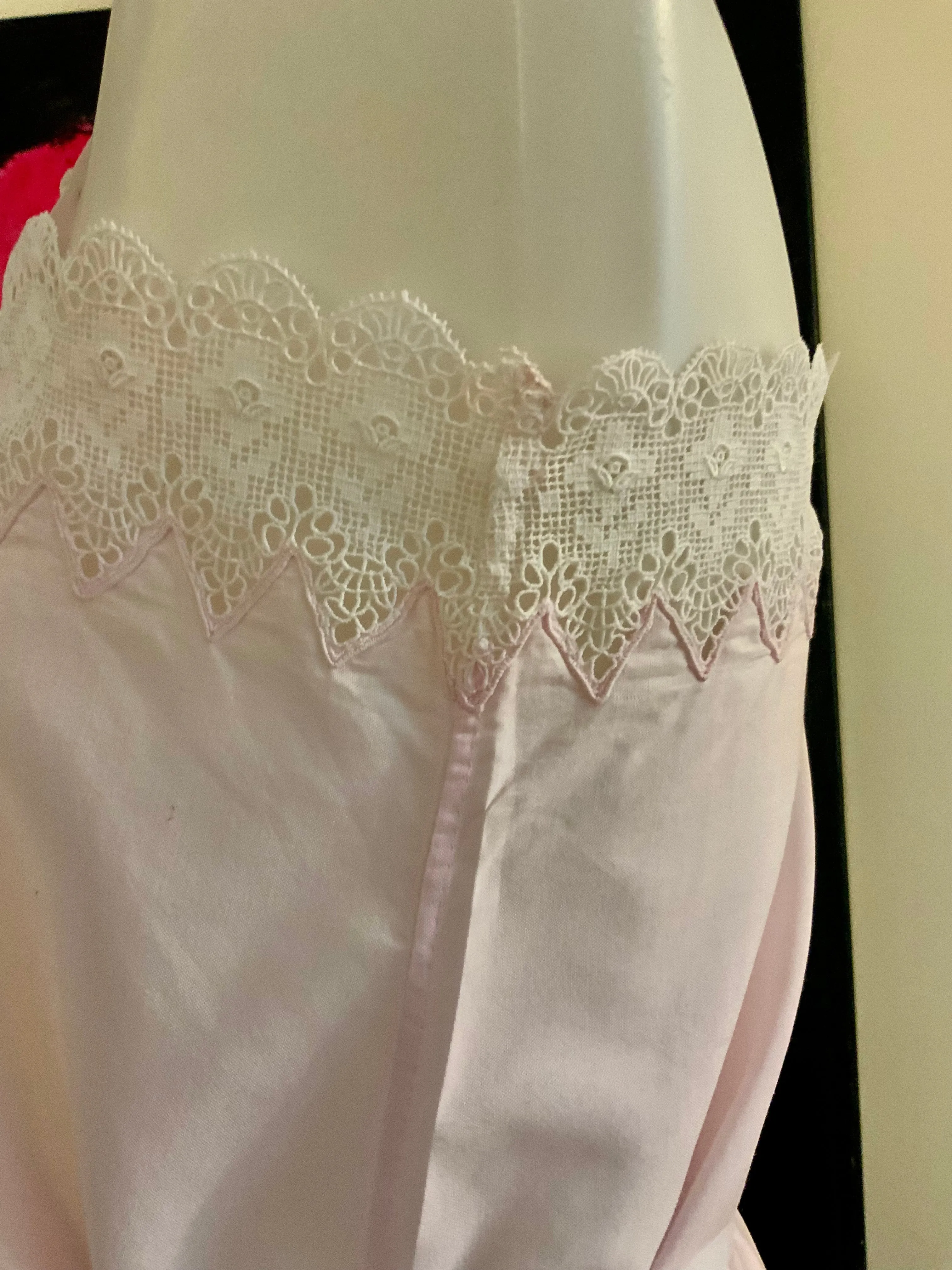Edwardian Short Pink Cotton Nightgown - 1910