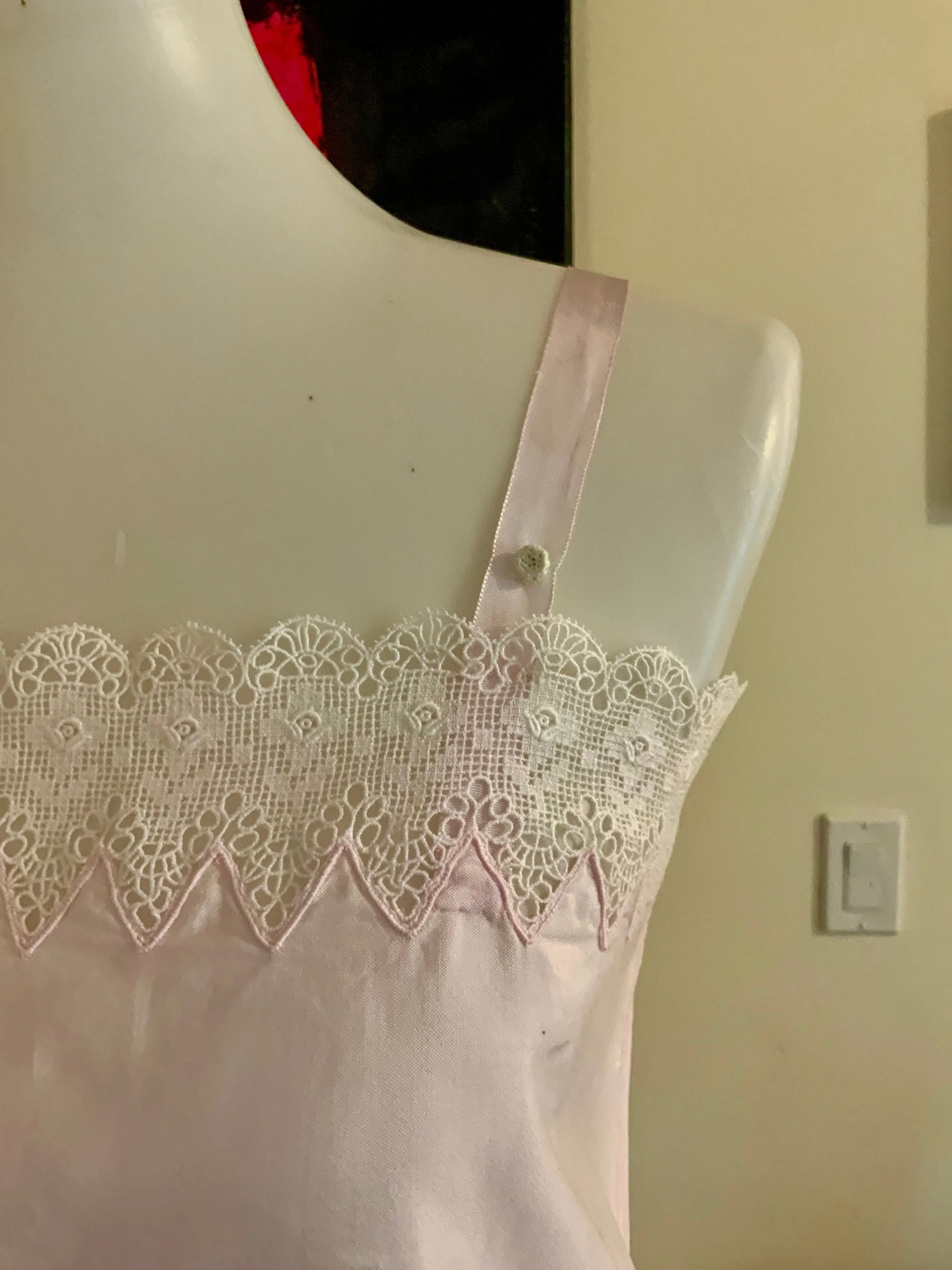 Edwardian Short Pink Cotton Nightgown - 1910