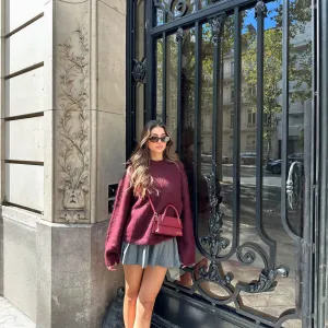 Effortless Chic Top with Pleated Flair
