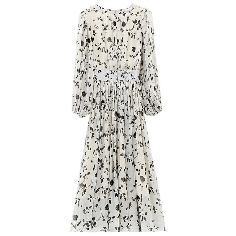 Elegant Long Sleeve A-line Dress with a Loose-fit Design