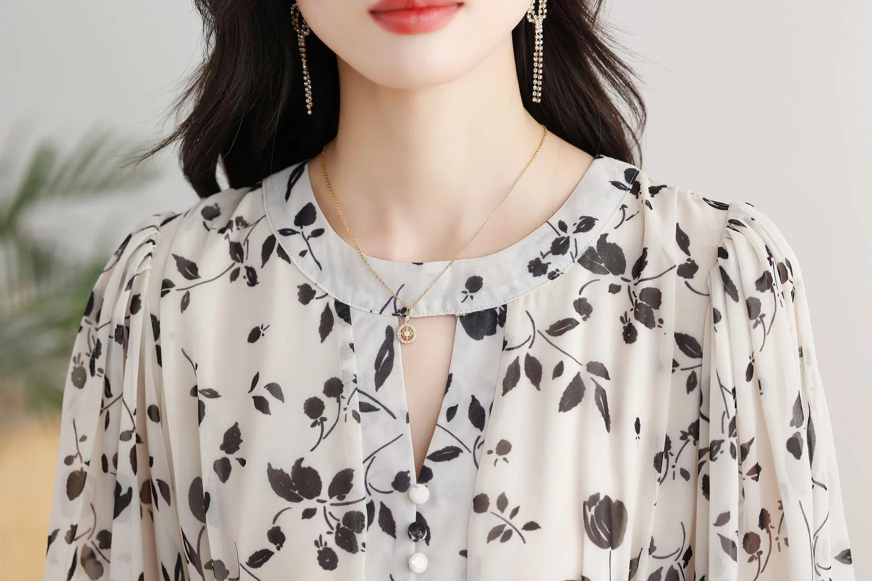 Elegant Long Sleeve A-line Dress with a Loose-fit Design