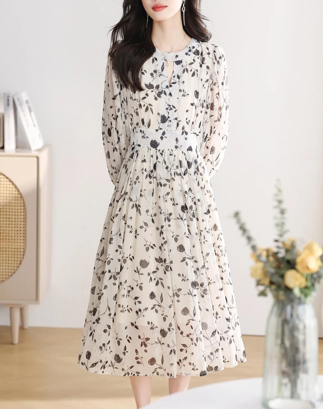 Elegant Long Sleeve A-line Dress with a Loose-fit Design