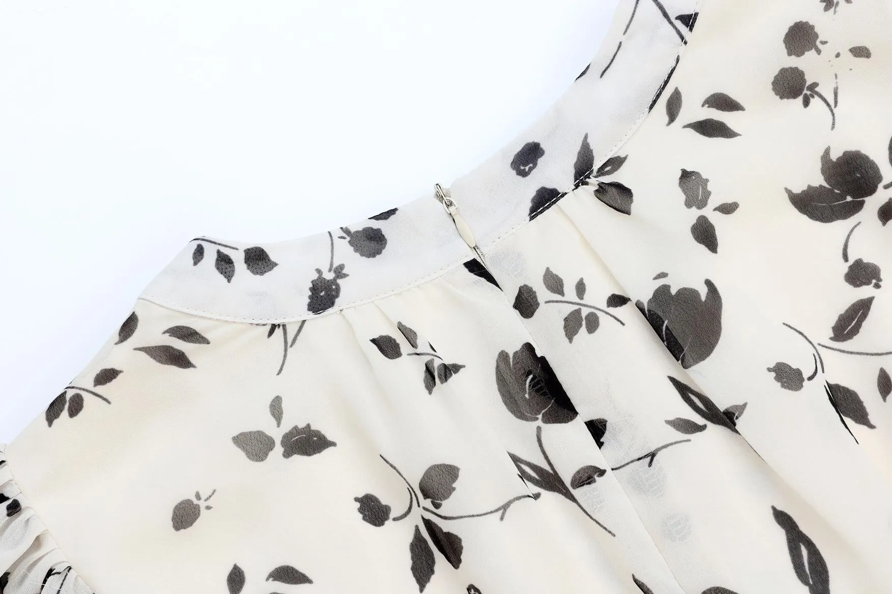 Elegant Long Sleeve A-line Dress with a Loose-fit Design