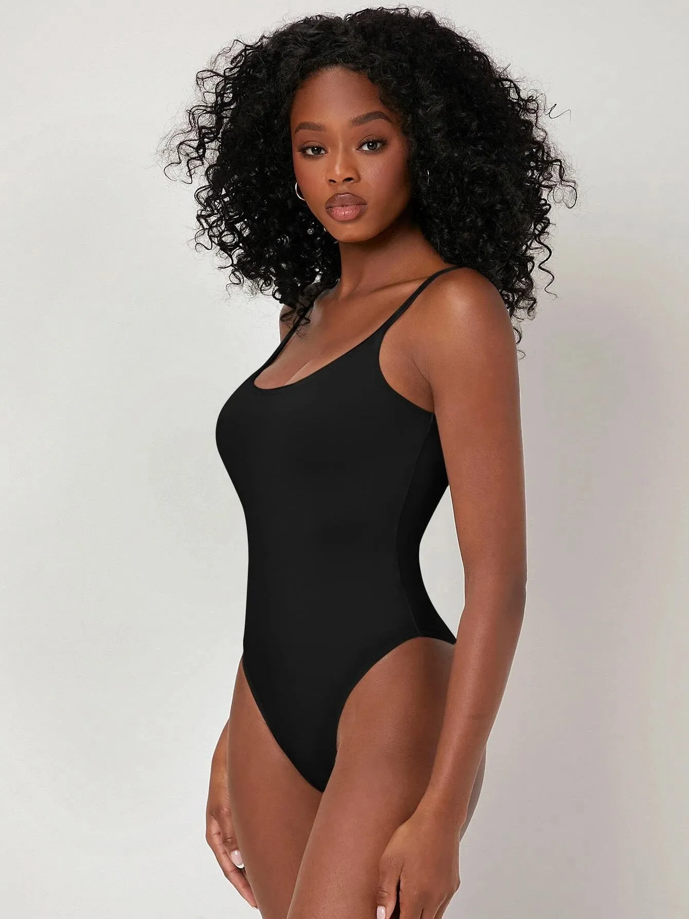 Elegant Solid Scoop Neck Bodysuit | Flattering & Comfortable Fit