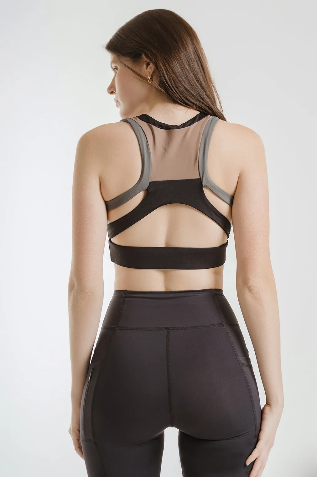 ELEVATE HALTER BRA