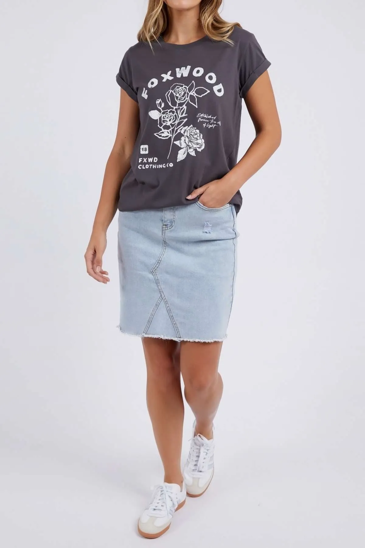 Foxwood Rosette Tee