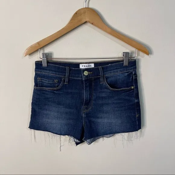 FRAME Le Cut Off Raw Edge Shorts in Astor Size 25