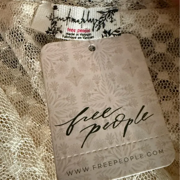 FREE PEOPLE Intimately All Season Half Slip Skirt Asymmetrical Layered Lace