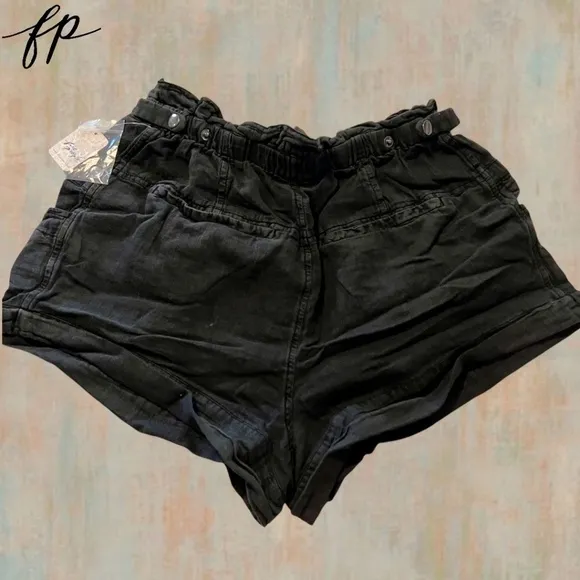 FREE PEOPLE Topanga High-Rise Slouchy Cuff Shorts-Washed Black NWT Size: MD
