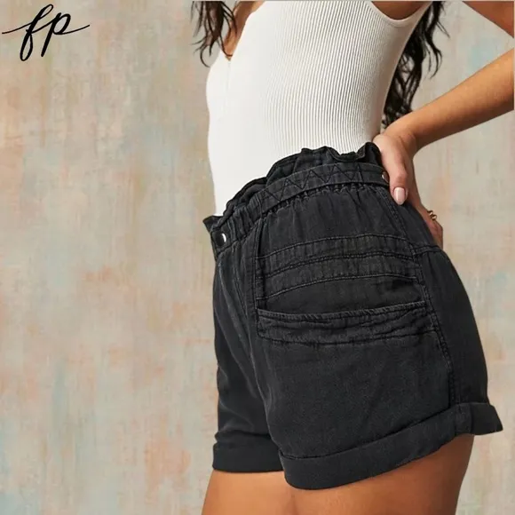 FREE PEOPLE Topanga High-Rise Slouchy Cuff Shorts-Washed Black NWT Size: MD