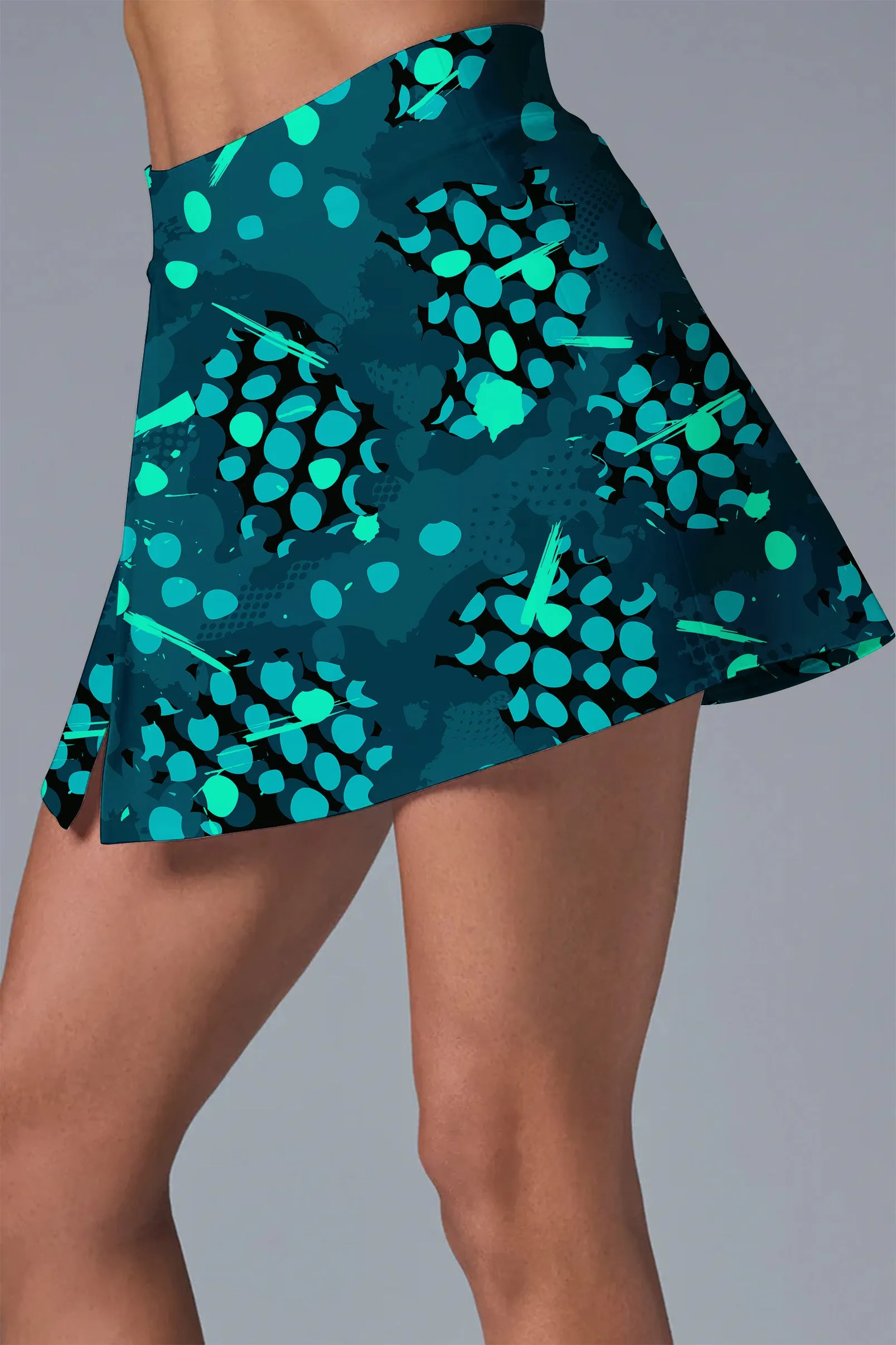 Glow Dot Motion Set – Women’s Performance Crop Top & Skirt