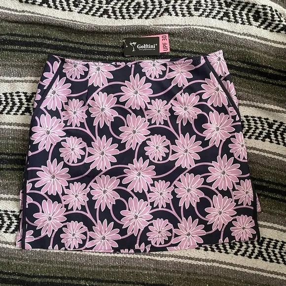 GOLFTINIWine Down Performance Mini Skort 16 inches