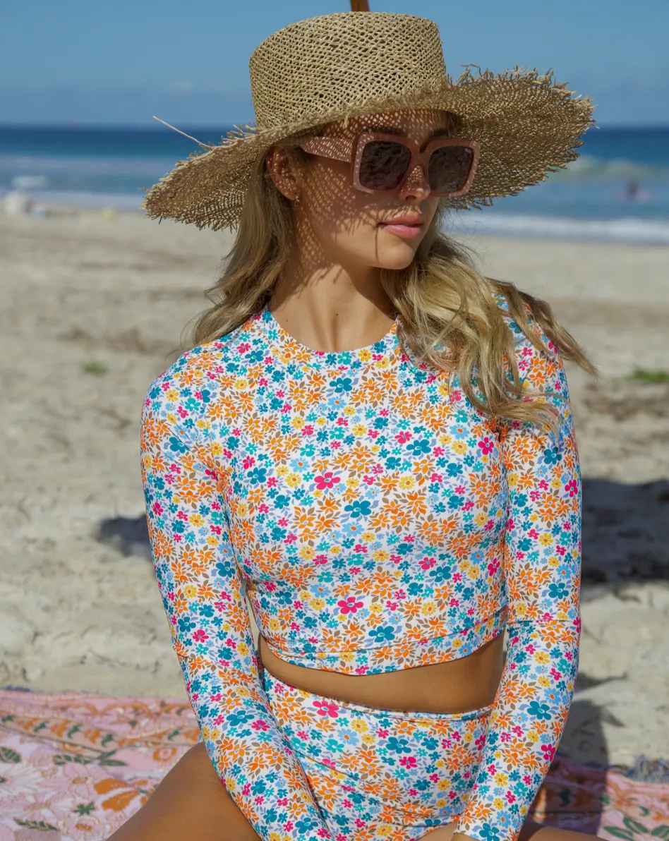 Isla Rashie - Posy