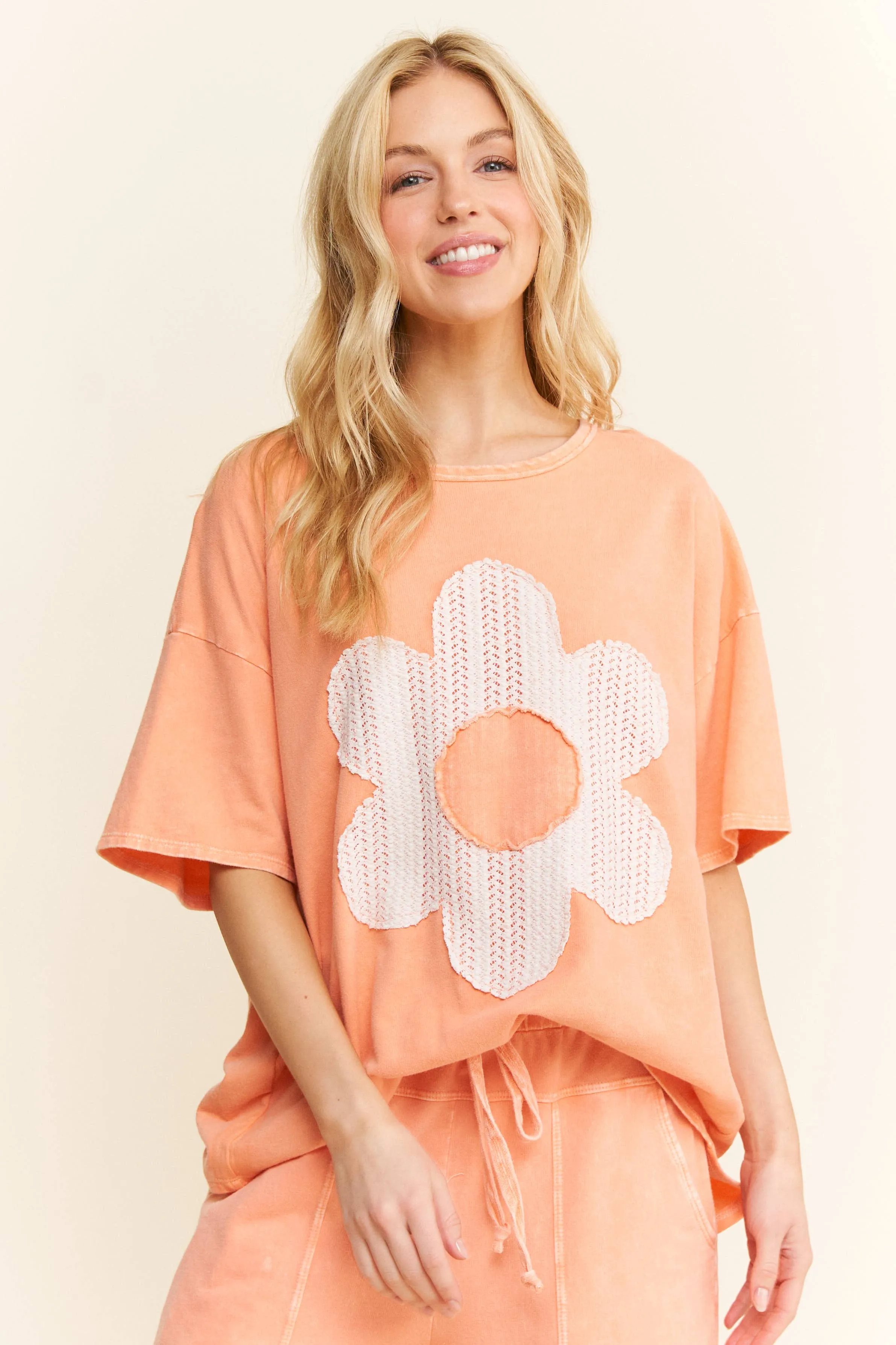 J.HER MINERAL WASHED FLOWER PATCH COTTON T-SHIRT PAPAYA