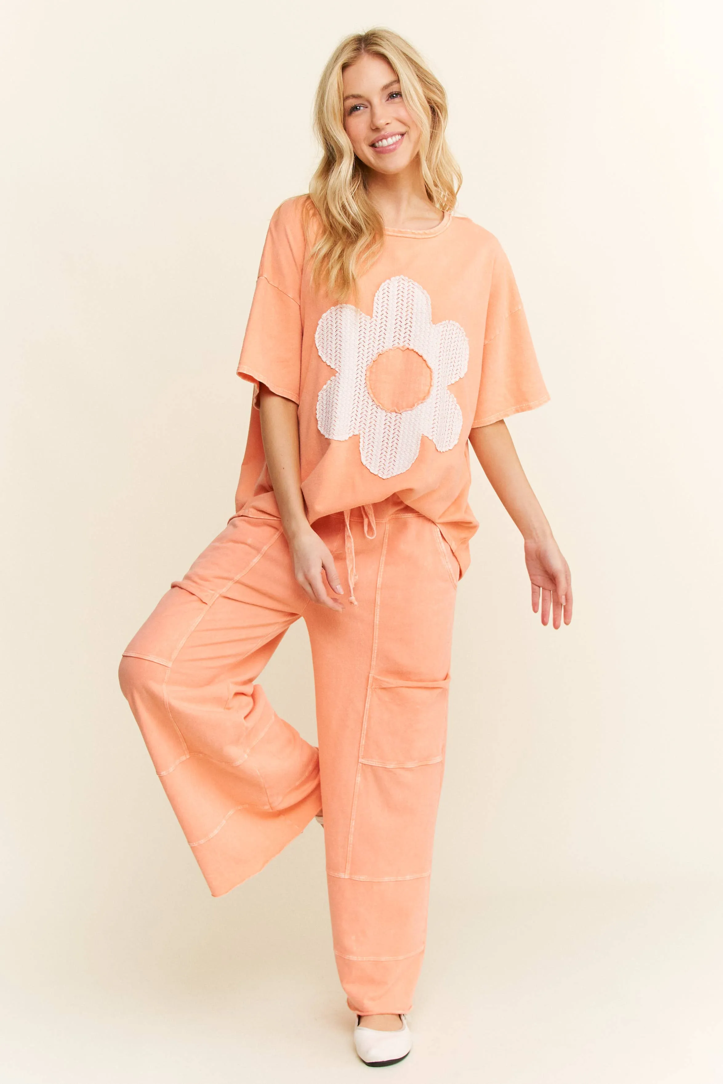 J.HER MINERAL WASHED FLOWER PATCH COTTON T-SHIRT PAPAYA