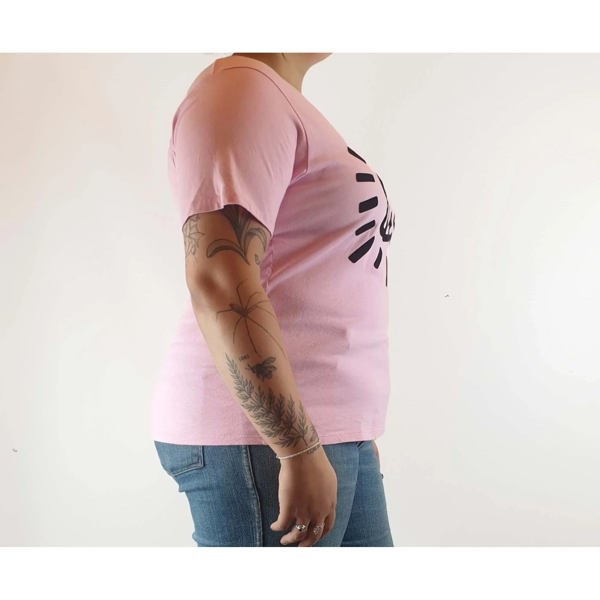 Keith Hans x Uniqlo pre-owned hot pink tee shirt with unique black front print size L (best fits 14)