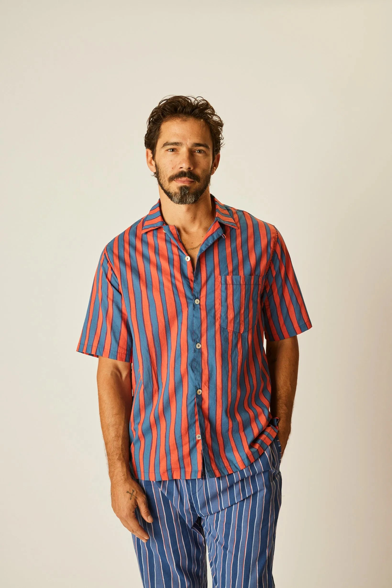 KEVIN SHIRT (UNISEX)